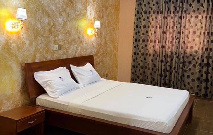 LIVELY HOTEL DOUALA