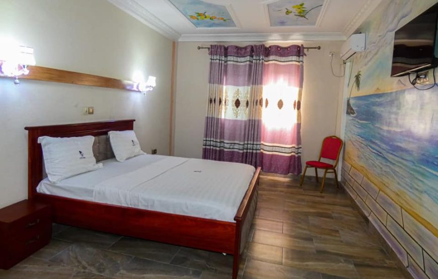 LIVELY HOTEL DOUALA